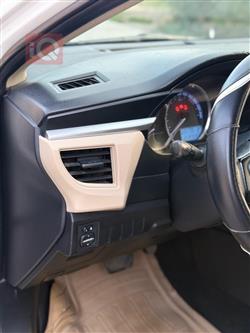 تۆیۆتا کۆرۆلا